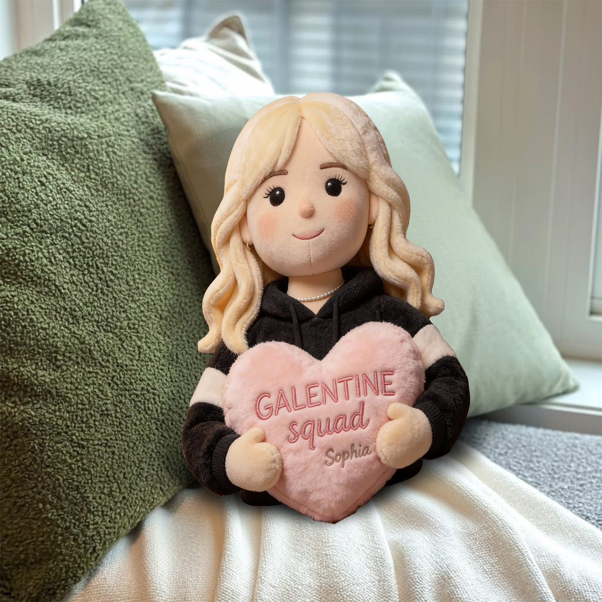 Fête entre copines - Coussin personnalisé en fausse fourrure en forme de meilleure amie