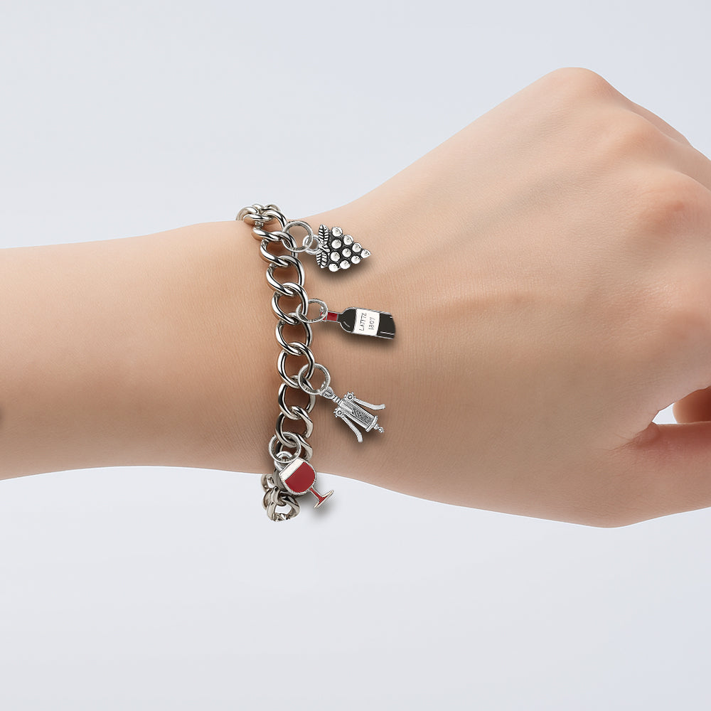 Bracelet « Love Wine » personnalisé avec breloques