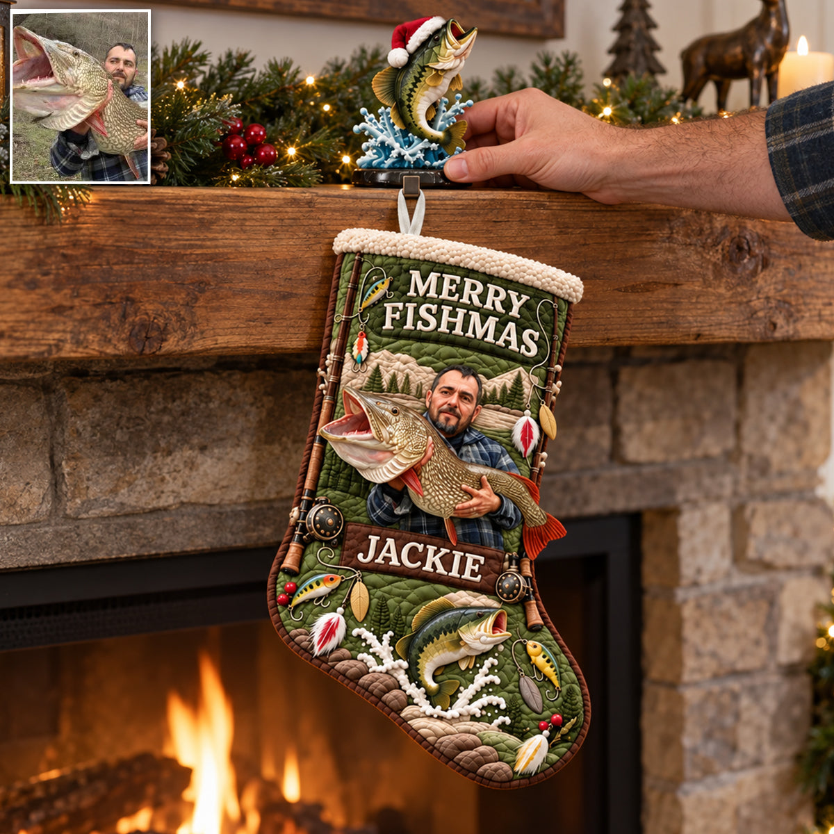 Cadeau de Noël Joyeux Fishmas pour les Amateurs de Pêche - Chaussette de Noël Personnalisée avec Support