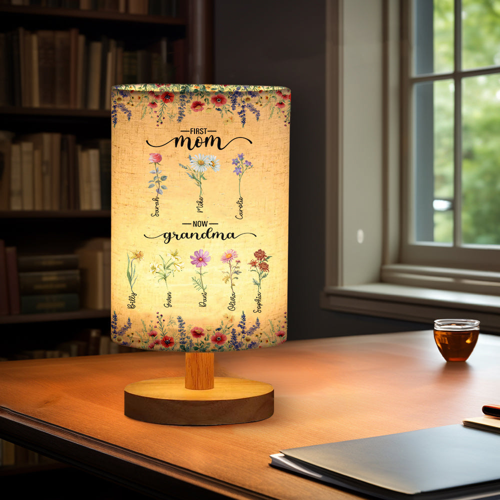 First Mom Now Grandma - Personalized Grandma Tableside Lamp With Wood Base