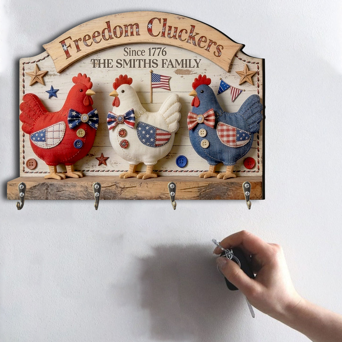 Freedom Cluckers - Porte-clés en bois personnalisé en forme de poulet