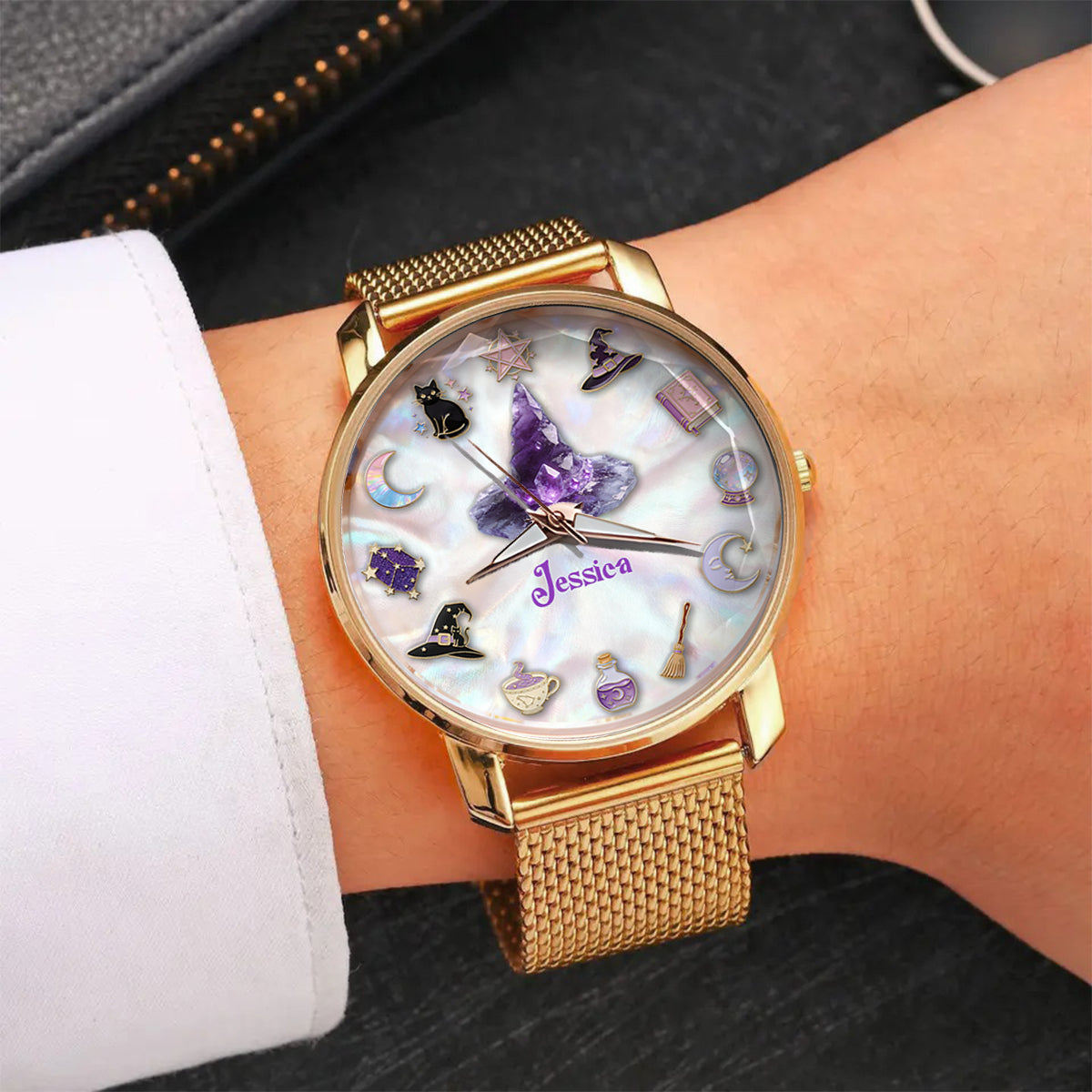 Montre-bracelet personnalisée Sparkle Witch pour femme sorcière
