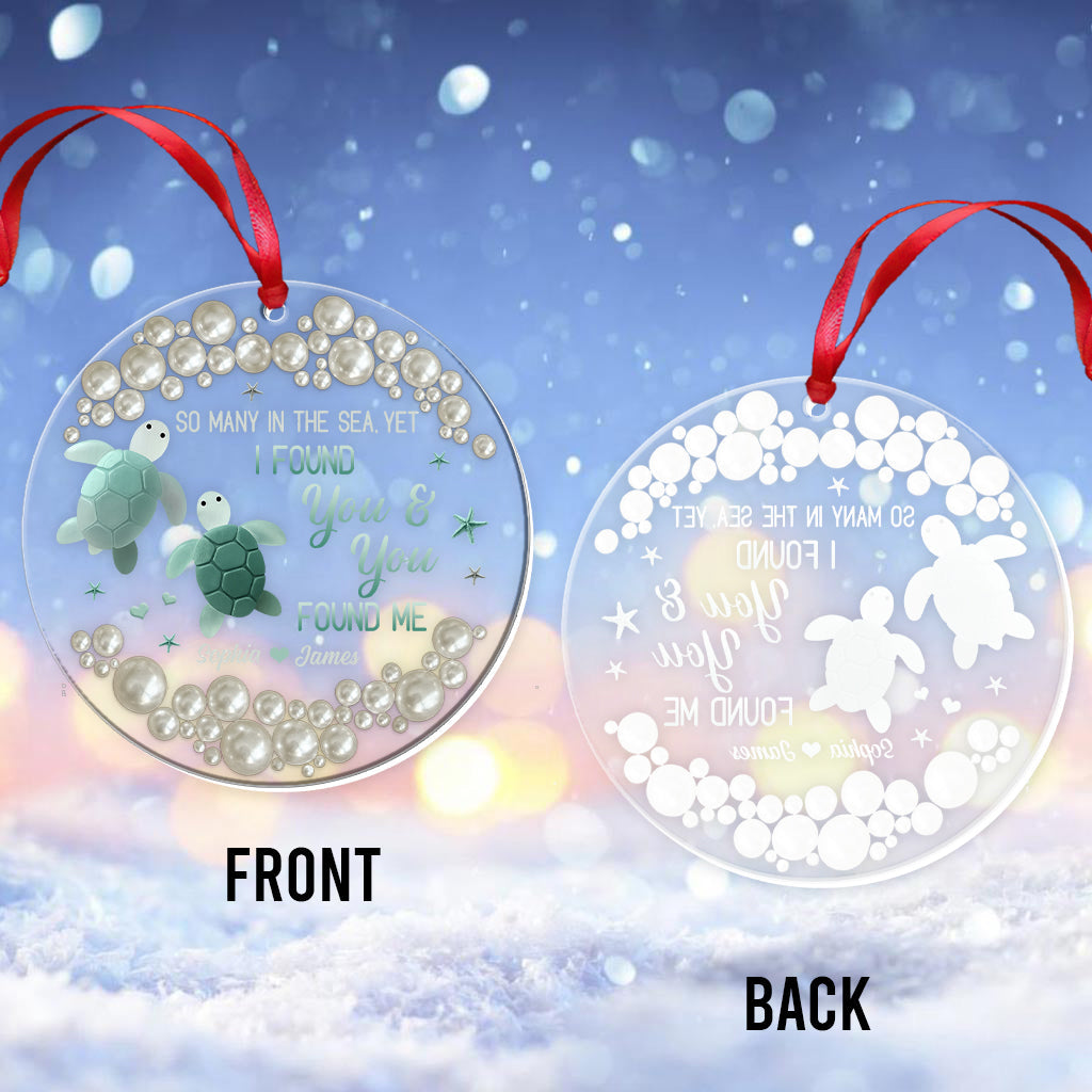 So Many In The Sea Turtle Couple - Personalized Turtle Transparent Ornament