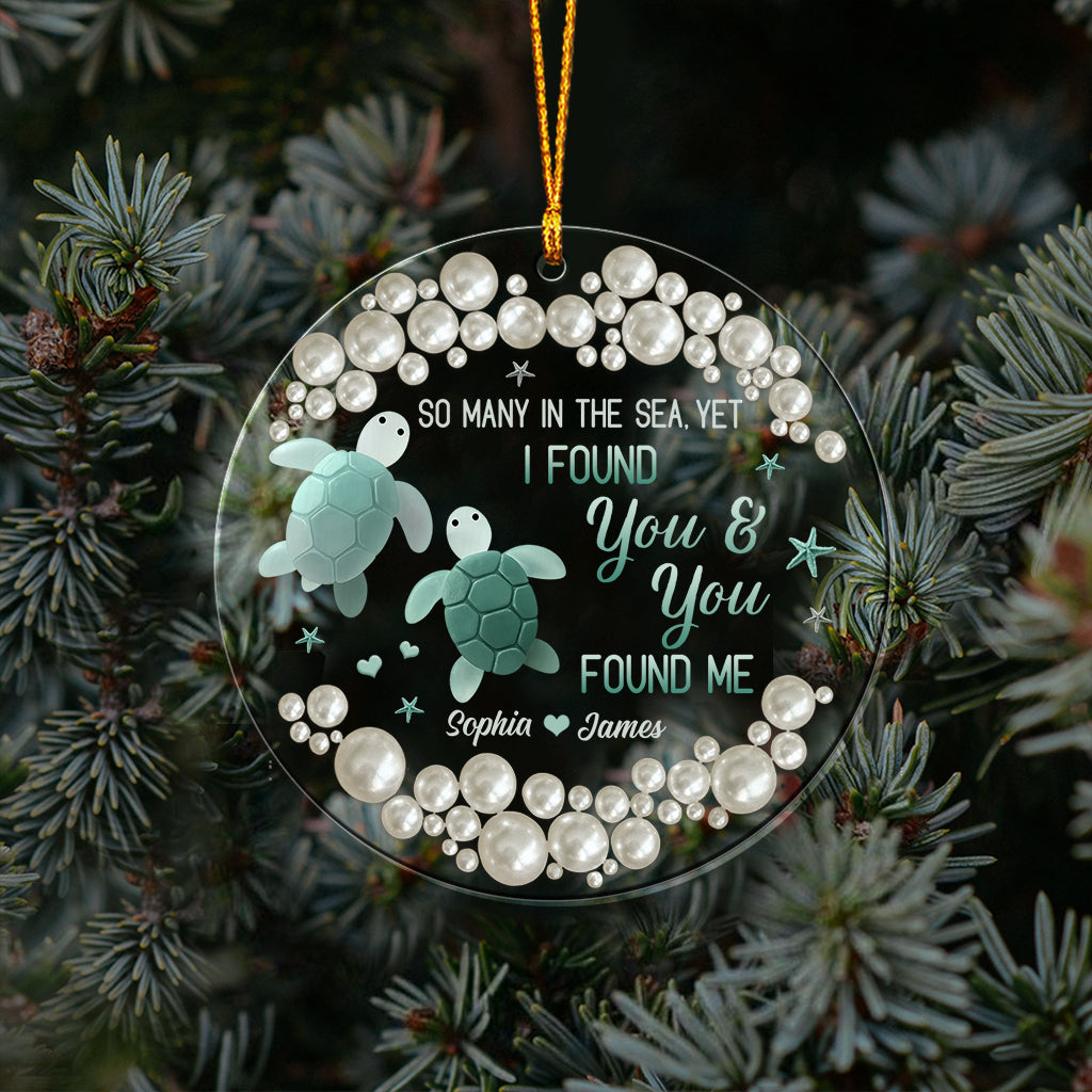 So Many In The Sea Turtle Couple - Personalized Turtle Transparent Ornament