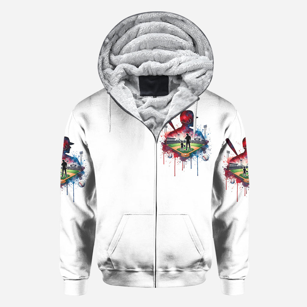 Derrière chaque joueur de baseball qui croit en lui se cache un parent qui a cru en lui en premier - T-shirt personnalisé sur le thème du baseball