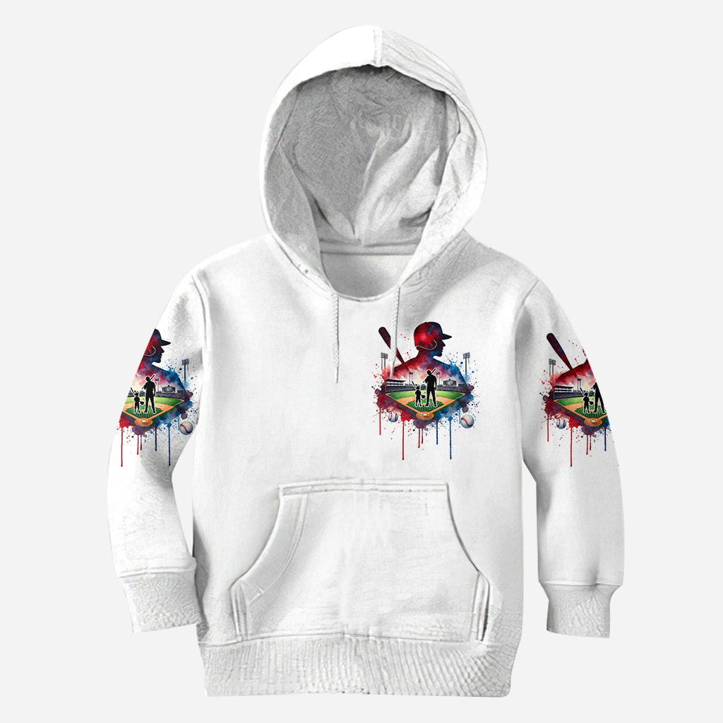 Derrière chaque joueur de baseball qui croit en lui se cache un parent qui a cru en lui en premier - T-shirt personnalisé sur le thème du baseball