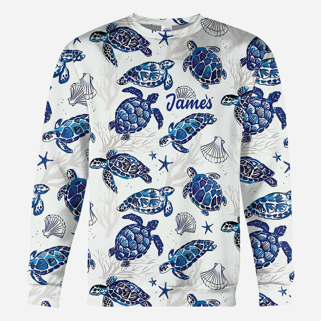 Motif Toile de Jouy, dauphin bleu, tortue… - T-shirt personnalisé pour amoureux de la mer