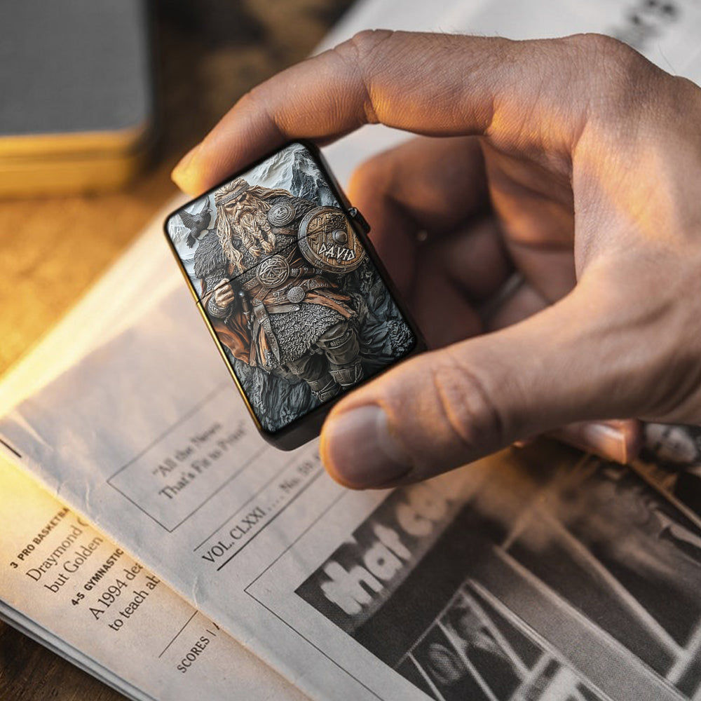 Briquet Viking personnalisé avec guerrier et corbeau