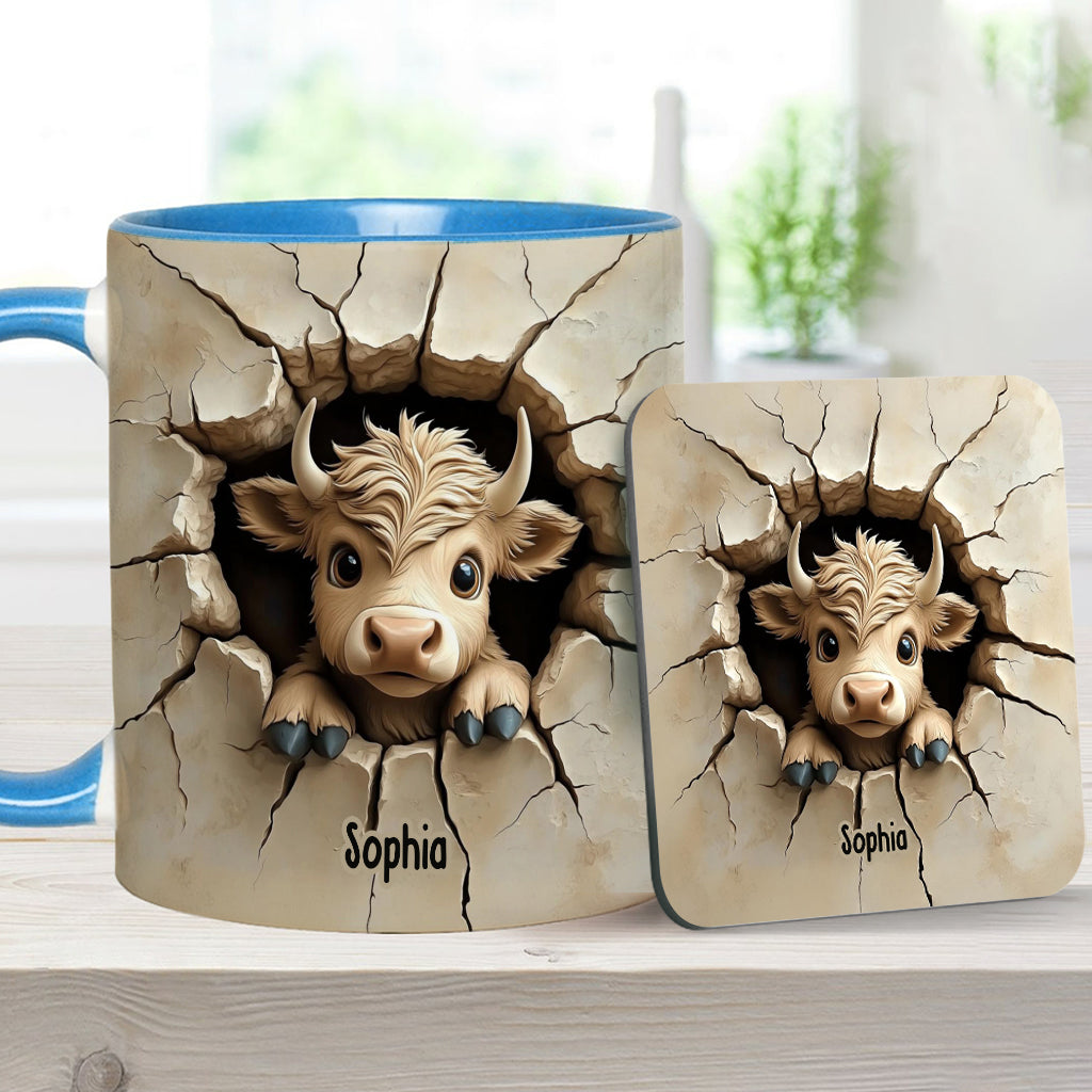Mignonne vache des Highlands qui jette un coup d'œil - Mug personnalisé avec motif vache des Highlands