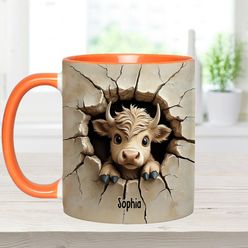 Mignonne vache des Highlands qui jette un coup d'œil - Mug personnalisé avec motif vache des Highlands