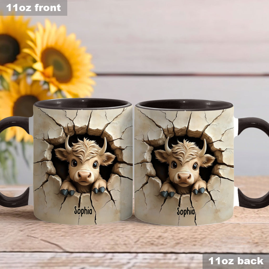 Mignonne vache des Highlands qui jette un coup d'œil - Mug personnalisé avec motif vache des Highlands
