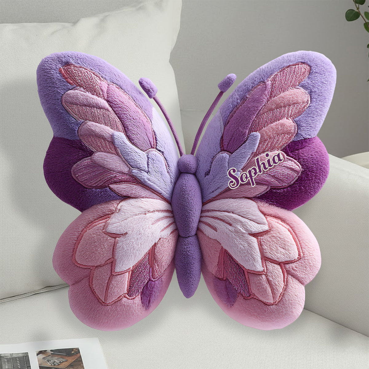 Coussin papillon duveteux personnalisé en fausse fourrure en forme de papillon
