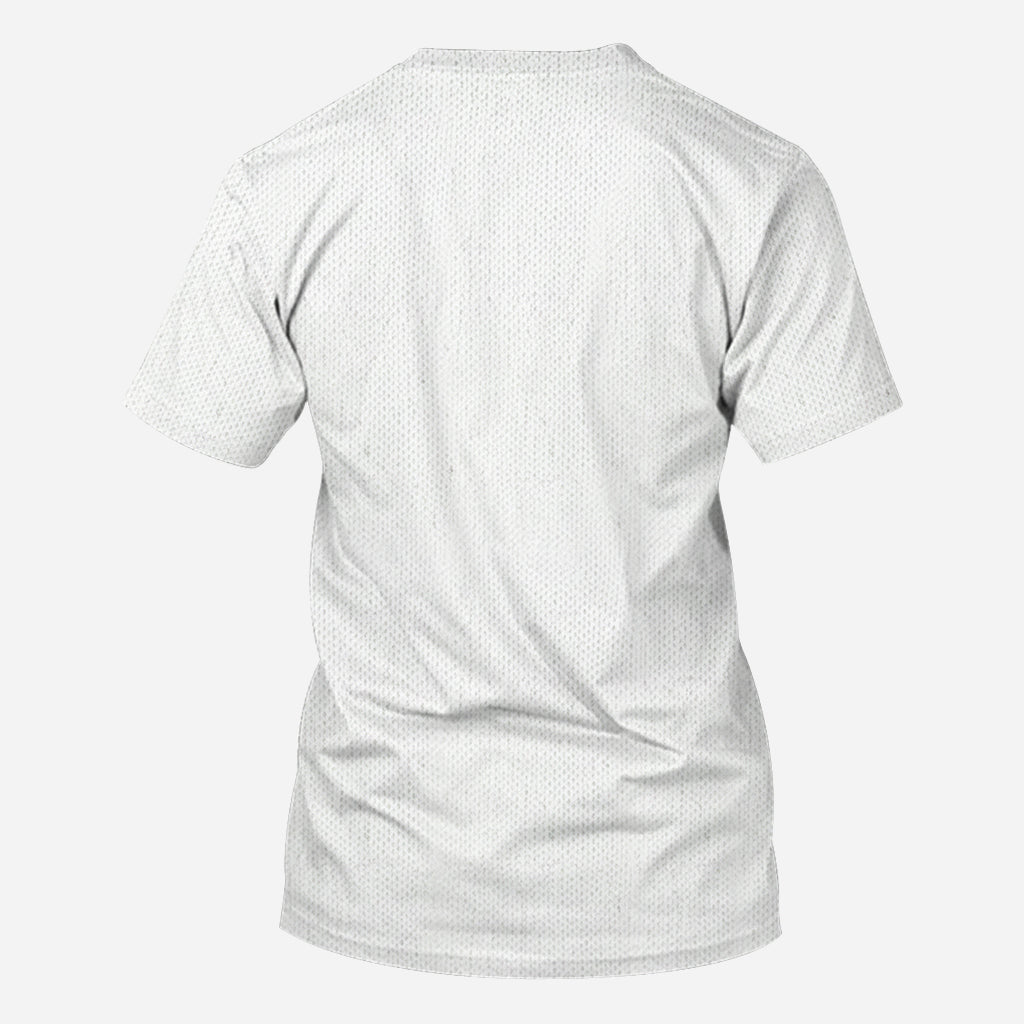 T-shirt personnalisé « Juste une fille qui aime les chiens » avec un motif de chien sur toute la surface