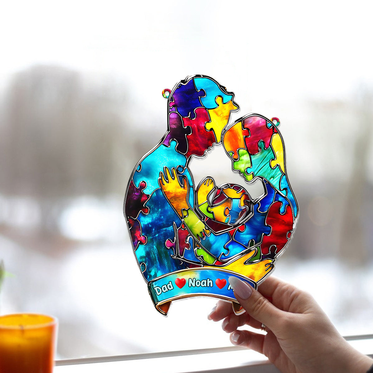 Câlin familial pour les personnes autistes - Attrape-soleil personnalisé à suspendre à la fenêtre pour sensibiliser à l'autisme 