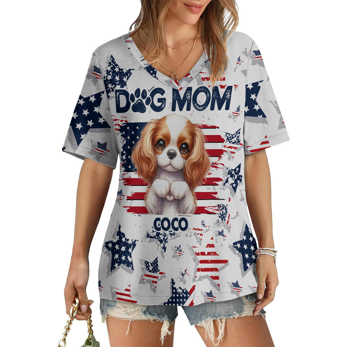 Maman de chien patriote - T-shirt à col en V personnalisé avec impression intégrale pour chien