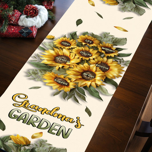 Chemin de table personnalisé « Le jardin de la grand-mère »