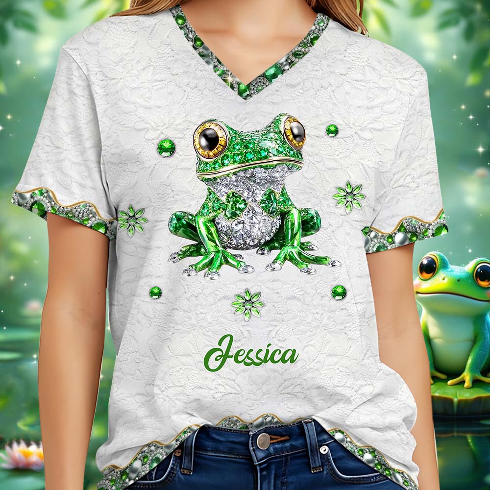 T-shirt à col en V personnalisé avec motif grenouille, imprimé intégral, motif « Love Frog ».