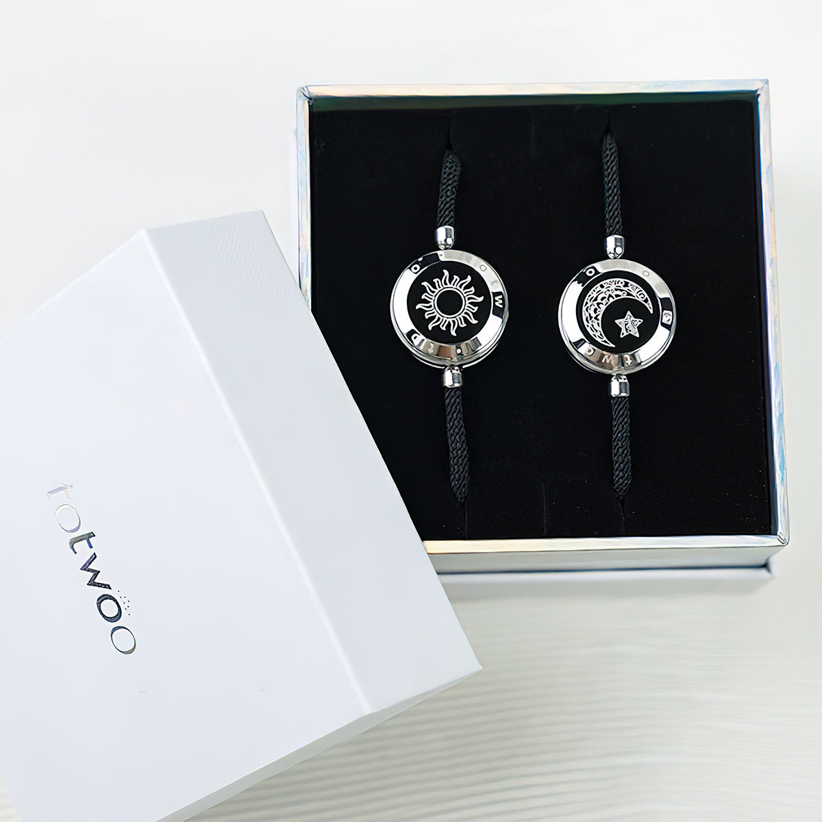Bracelets vibrants assortis Soleil et Lune - Bracelets tactiles pour couples