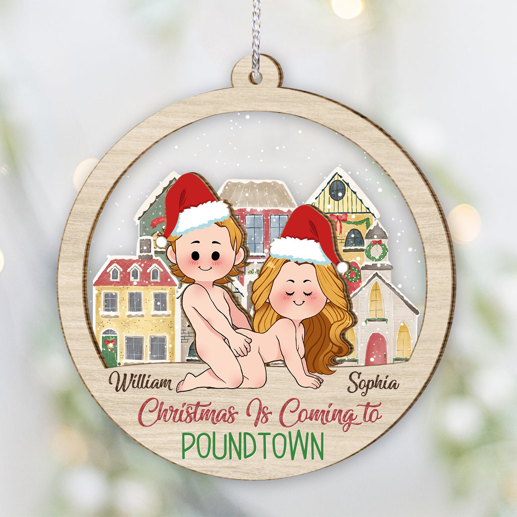 Noël arrive à Poundtown - Ornement personnalisé pour couple à plusieurs niveaux