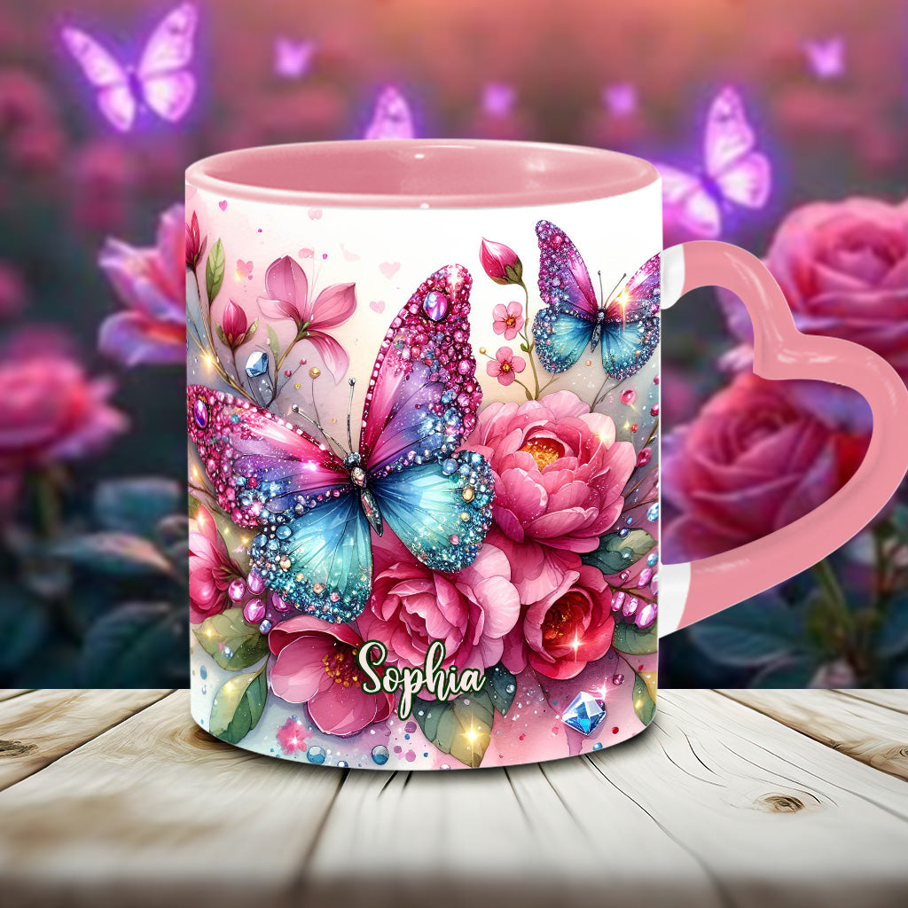 Mug personnalisé « Papillon Étincelant » avec anse en forme de cœur et papillon