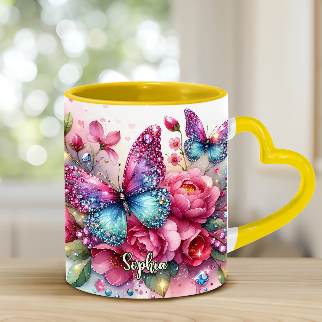 Mug personnalisé « Papillon Étincelant » avec anse en forme de cœur et papillon