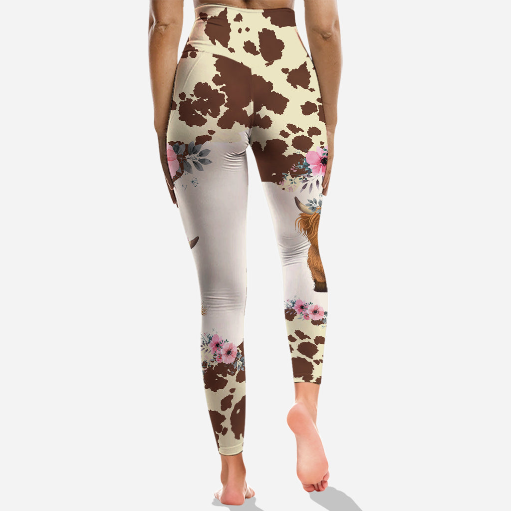 Juste une fille qui aime les vaches des Highlands - Sweat à capuche et legging personnalisés avec motif vache des Highlands
