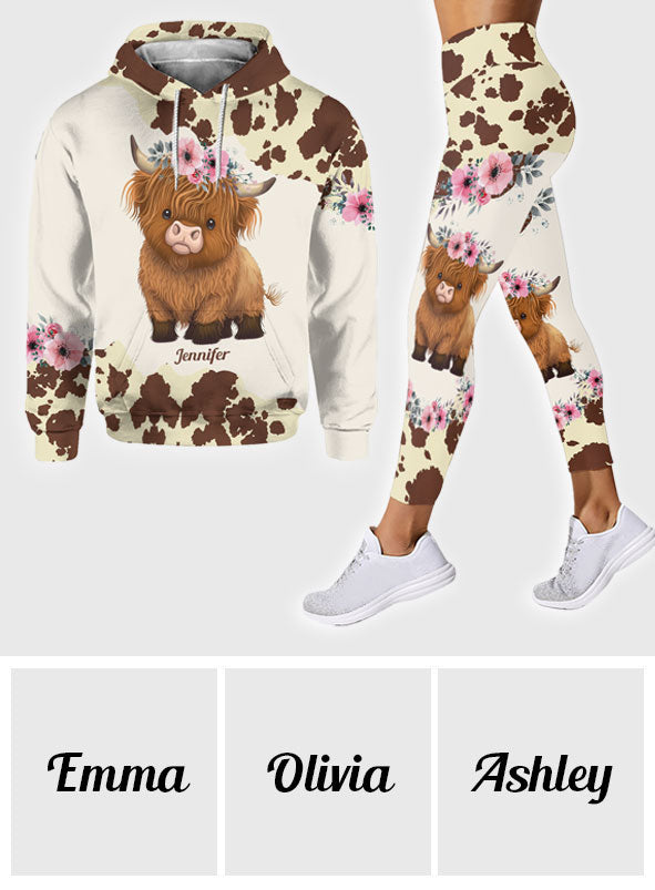 Juste une fille qui aime les vaches des Highlands - Sweat à capuche et legging personnalisés avec motif vache des Highlands