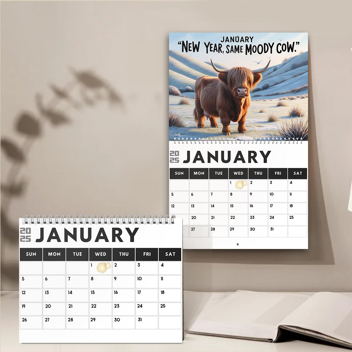 Calendrier mural et de bureau personnalisé « Vache des Highlands mélancolique » 2025