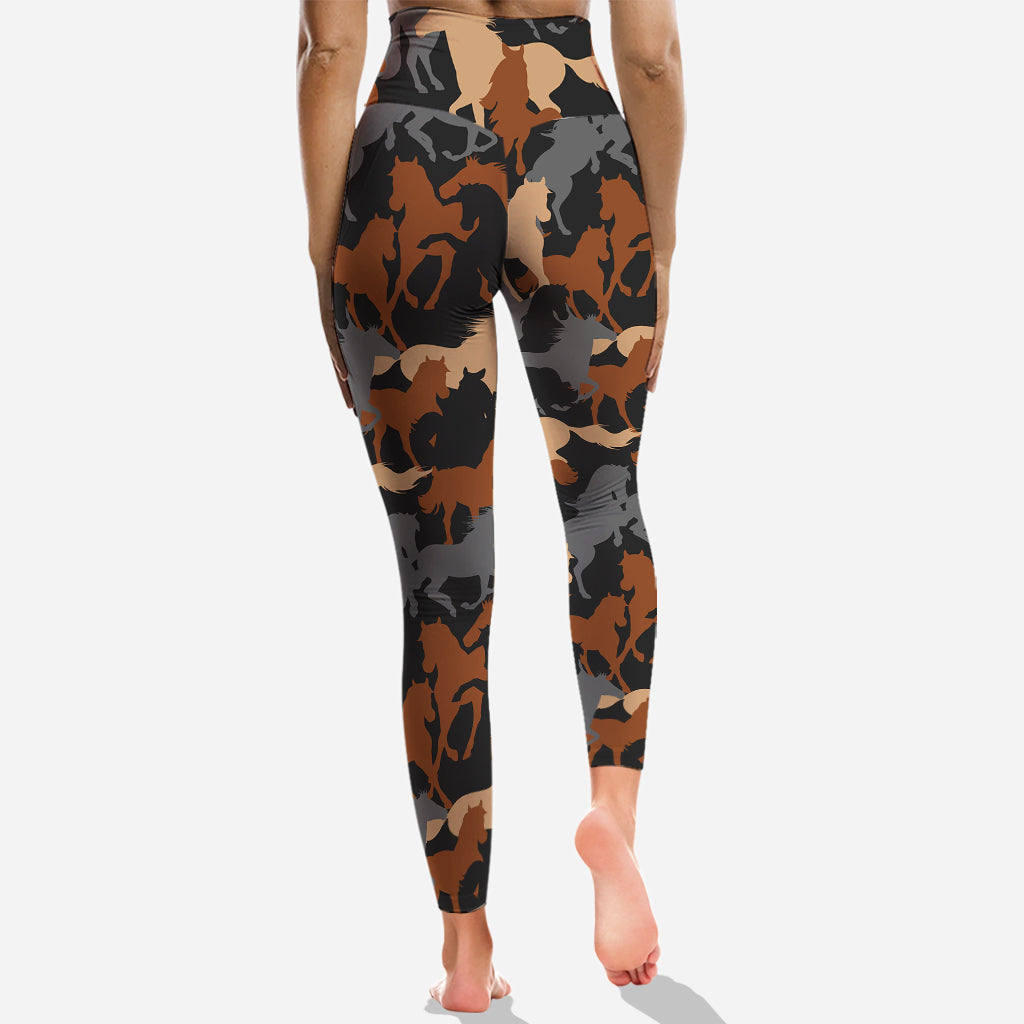 Passionnés de chevaux ? Sweat à capuche et legging personnalisés à motif cheval.