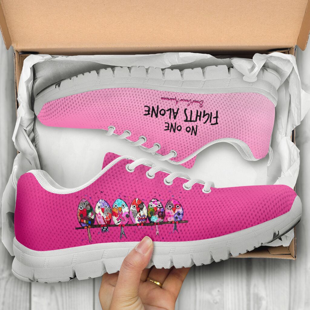 Baskets de sensibilisation au cancer du sein « Personne ne lutte seul » 0622