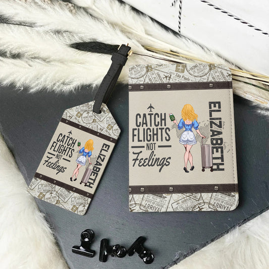 Adventure Awaits - Travelling gift for her, mom, wife, girlfriend, friend - Personalized Set