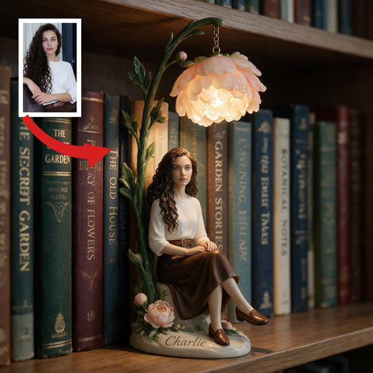 Lampe de bibliothèque en fleur de pivoine avec femme latine assise personnalisée, cadeau douillet pour les amoureux des livres