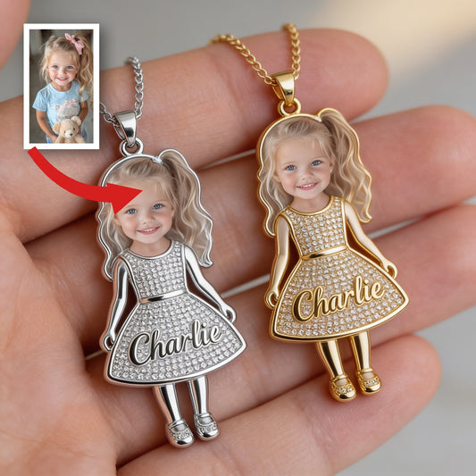 Collier Pendentif Personnalisé en Forme d'Enfant 3D avec Rhinestones pour Fille de 3 Ans