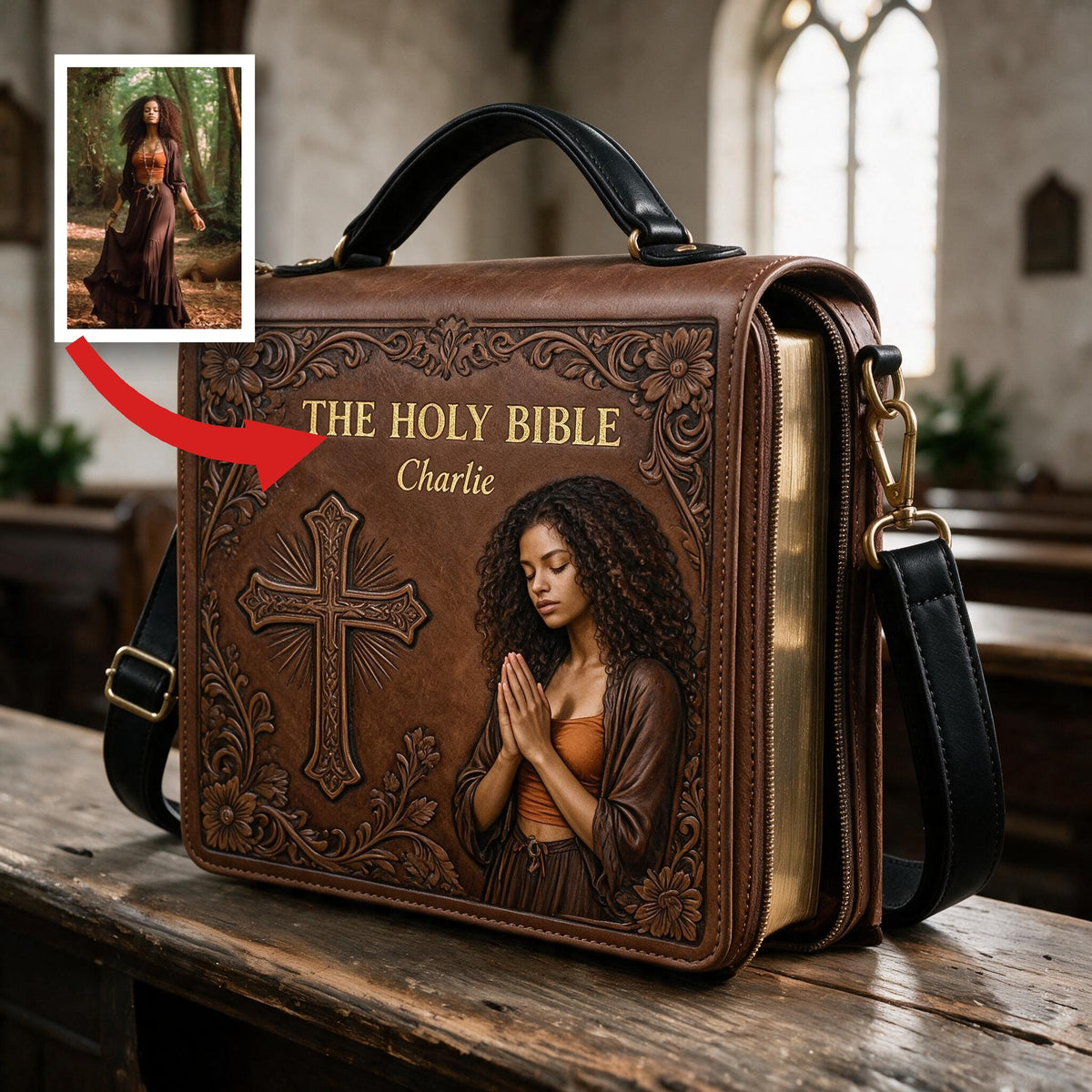 Housse de Bible en Cuir Personnalisée Femme Noire Priant