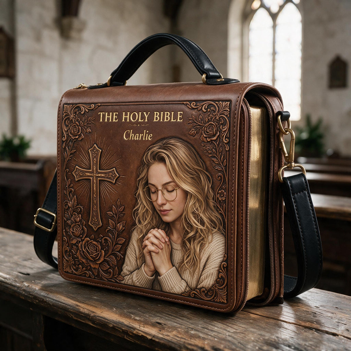 Housse de Bible en Cuir avec Photo Personnalisée Femme Jeune en Prière
