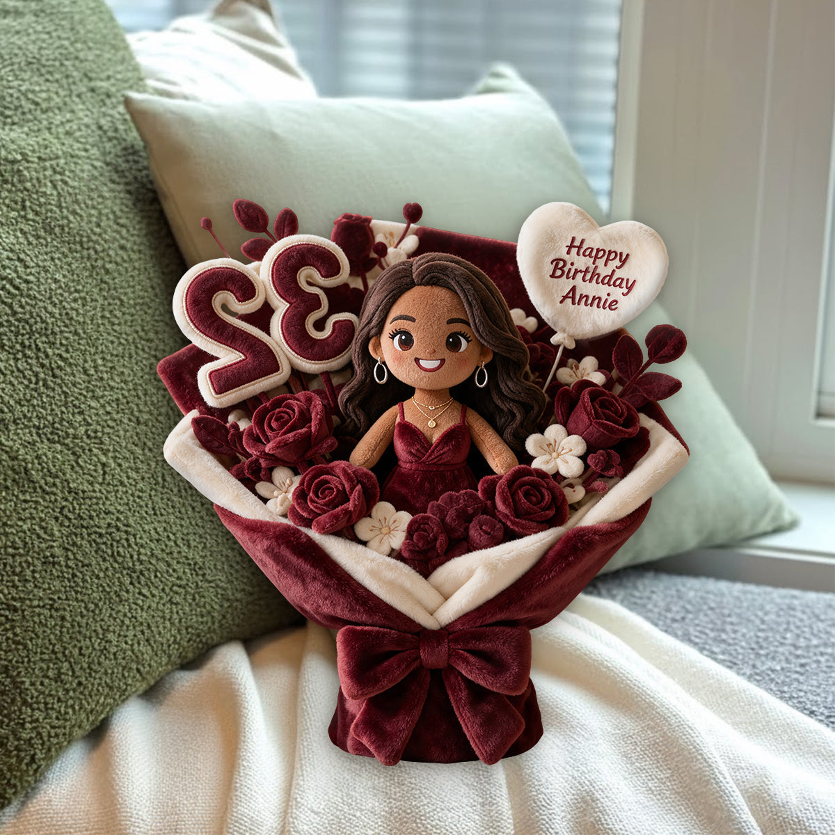 Coussin en fausse fourrure personnalisé pour le 8ème anniversaire d'un petit garçon