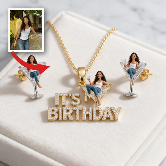 Personalized 21st Birthday Latina Woman Pendant Necklace & Stud Earrings Set