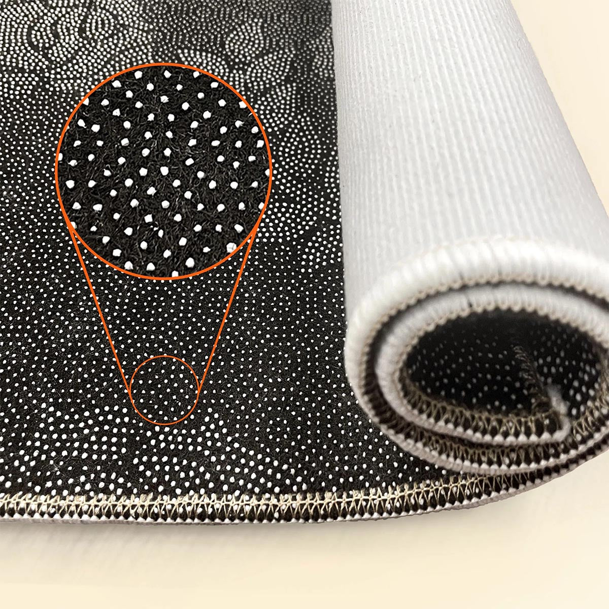 « C'est un zoo à l'intérieur » - Paillasson familial personnalisé