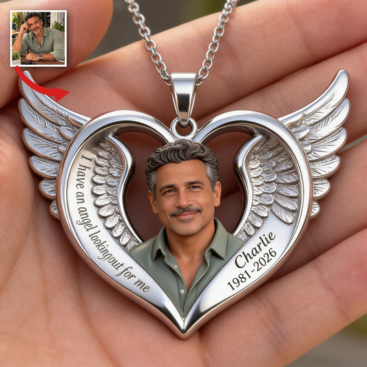 Pendentif commémoratif personnalisé pour homme latino d'âge moyen