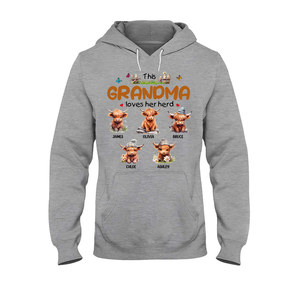 Cette grand-mère aime son troupeau - T-shirt et sweat à capuche personnalisés pour grand-mère