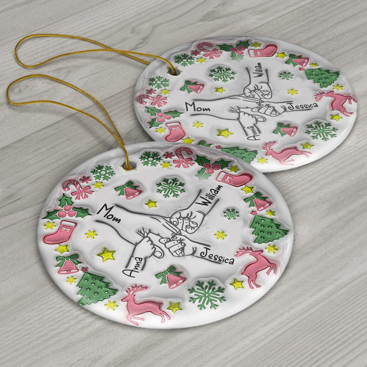 Merry Christmas Mom - Personalized Mother Ceramic Circle Ornament