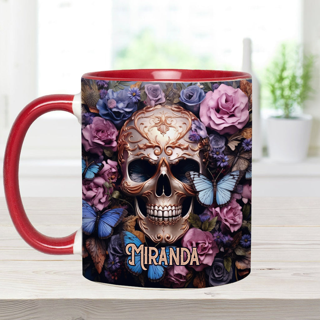 Mug personnalisé à motif crâne, roses et papillons - La beauté du crâne sombre