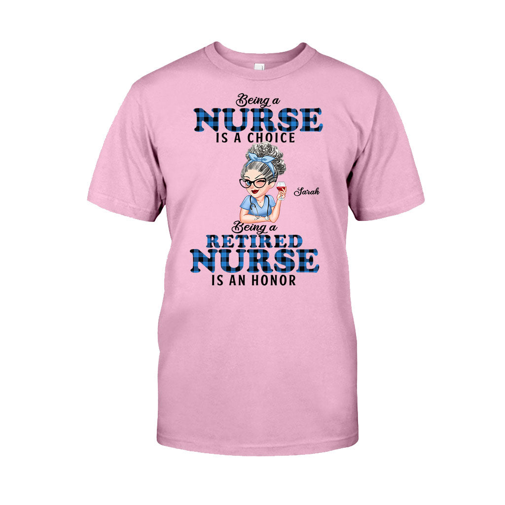 Être infirmière retraitée est un honneur - T-shirt et sweat à capuche personnalisés pour infirmières