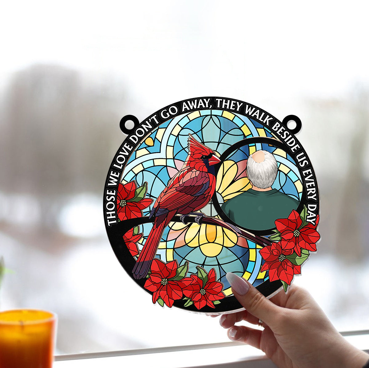 Ceux que nous aimons ne nous quittent jamais - Cardinal - Ornement commémoratif personnalisé à suspendre à la fenêtre - Attrape-soleil - Ornement commémoratif à suspendre à la fenêtre - Cardinal 