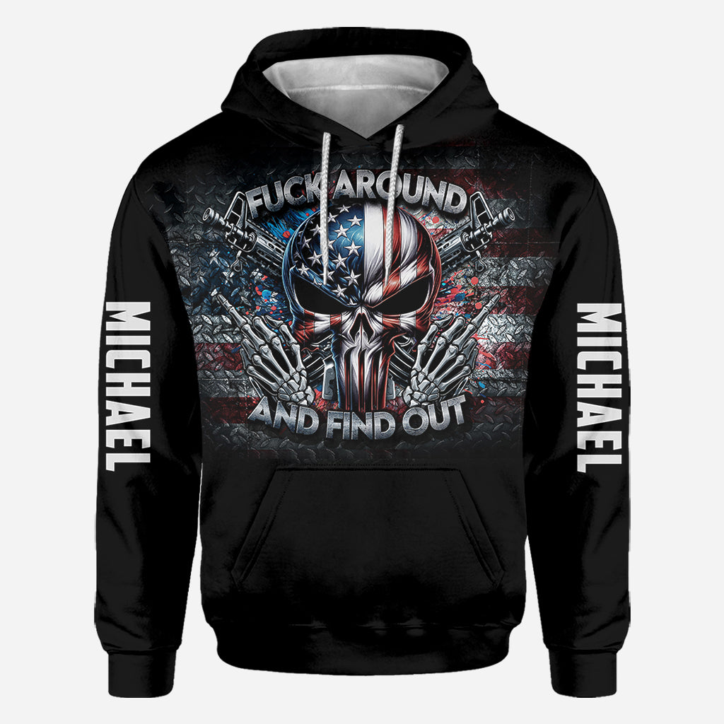 Protégé par la surveillance "Fck Around and Find out" - T-shirt personnalisé tête de mort sur toute la surface