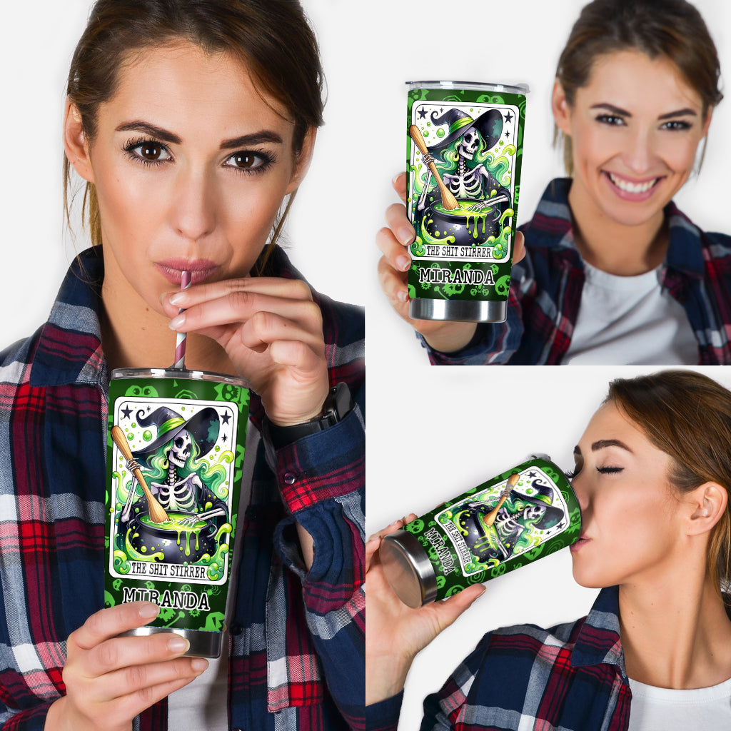 Gobelet personnalisé « La sorcière au crâne qui remue la merde »
