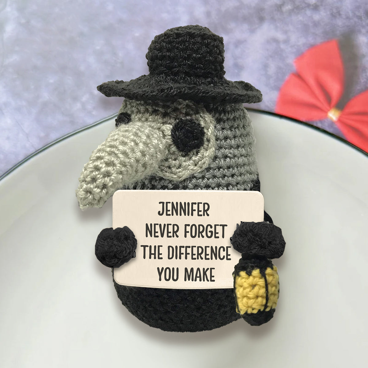 Docteur de la peste - Figurine d'infirmière personnalisée tricotée à la main