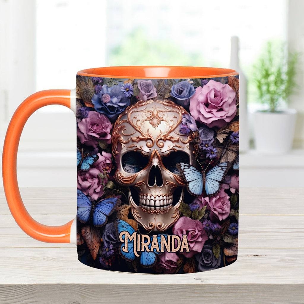 Mug personnalisé à motif crâne, roses et papillons - La beauté du crâne sombre