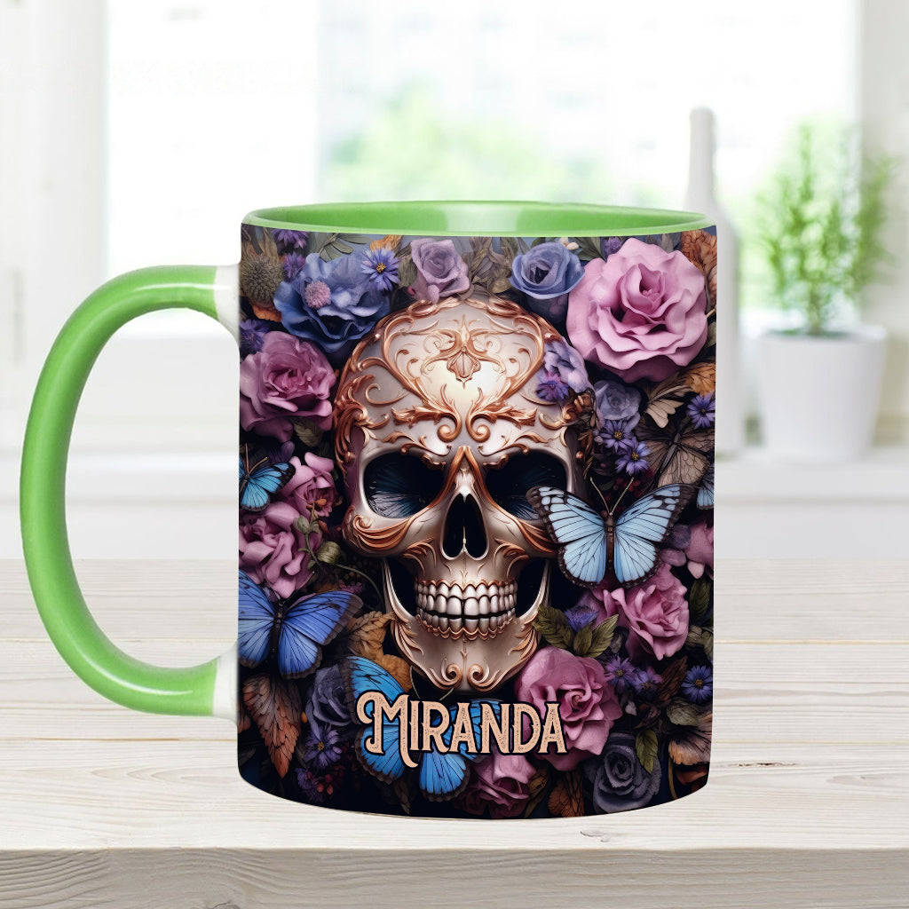 Mug personnalisé à motif crâne, roses et papillons - La beauté du crâne sombre