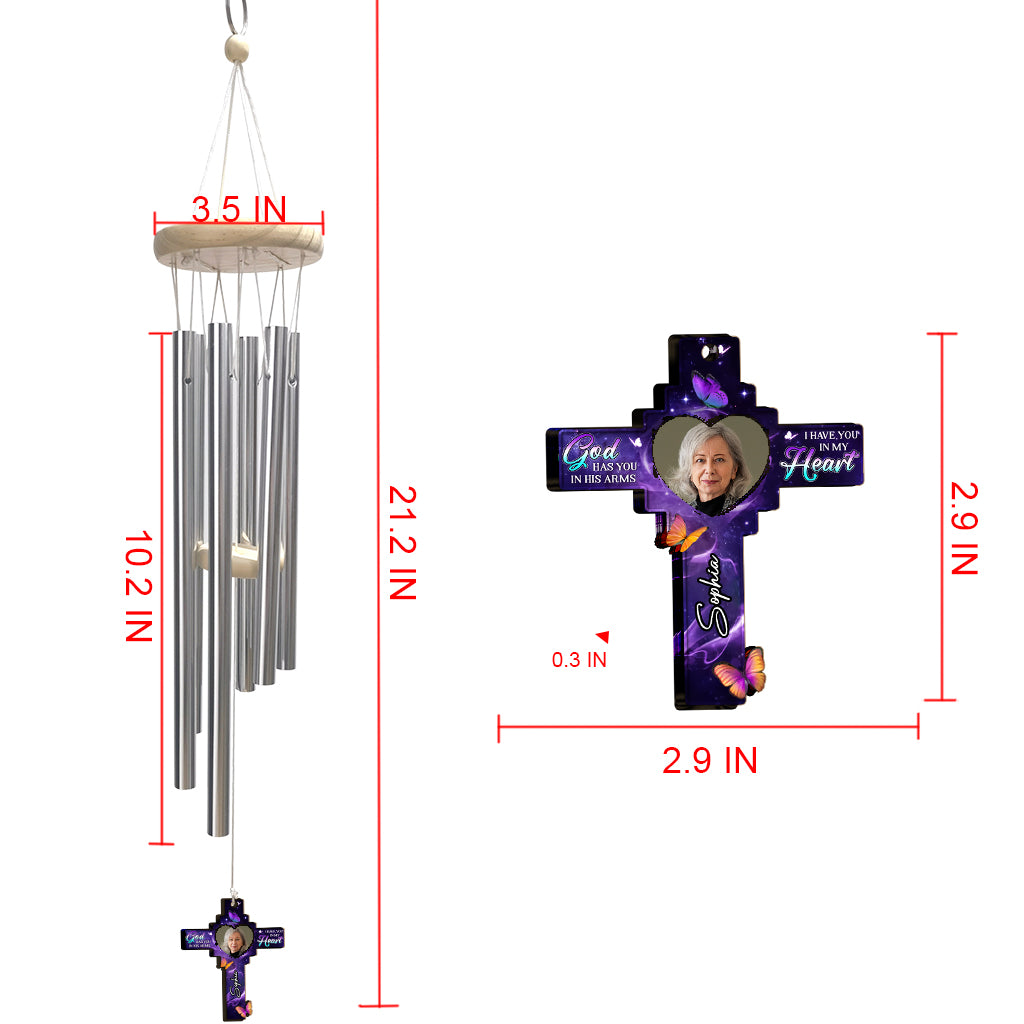 Dieu te tient dans ses bras, je te porte dans mon cœur - Carillon commémoratif personnalisé
